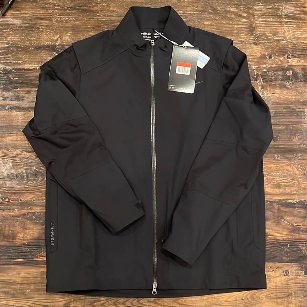 Men’s Nike Golf Black Jacket NWT